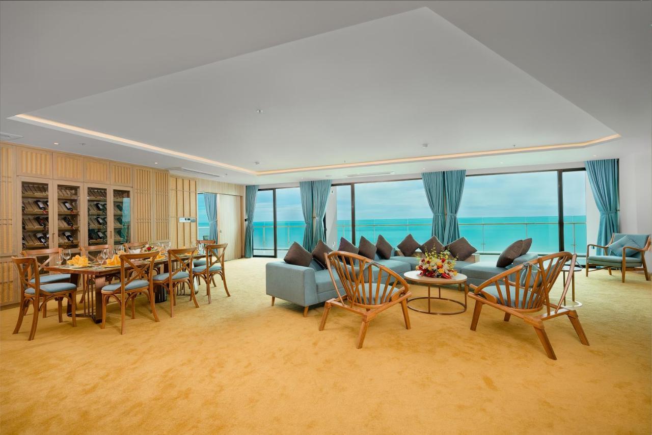 Sala Grand Tuyhoa Hotel Tuy Hoa Exteriér fotografie