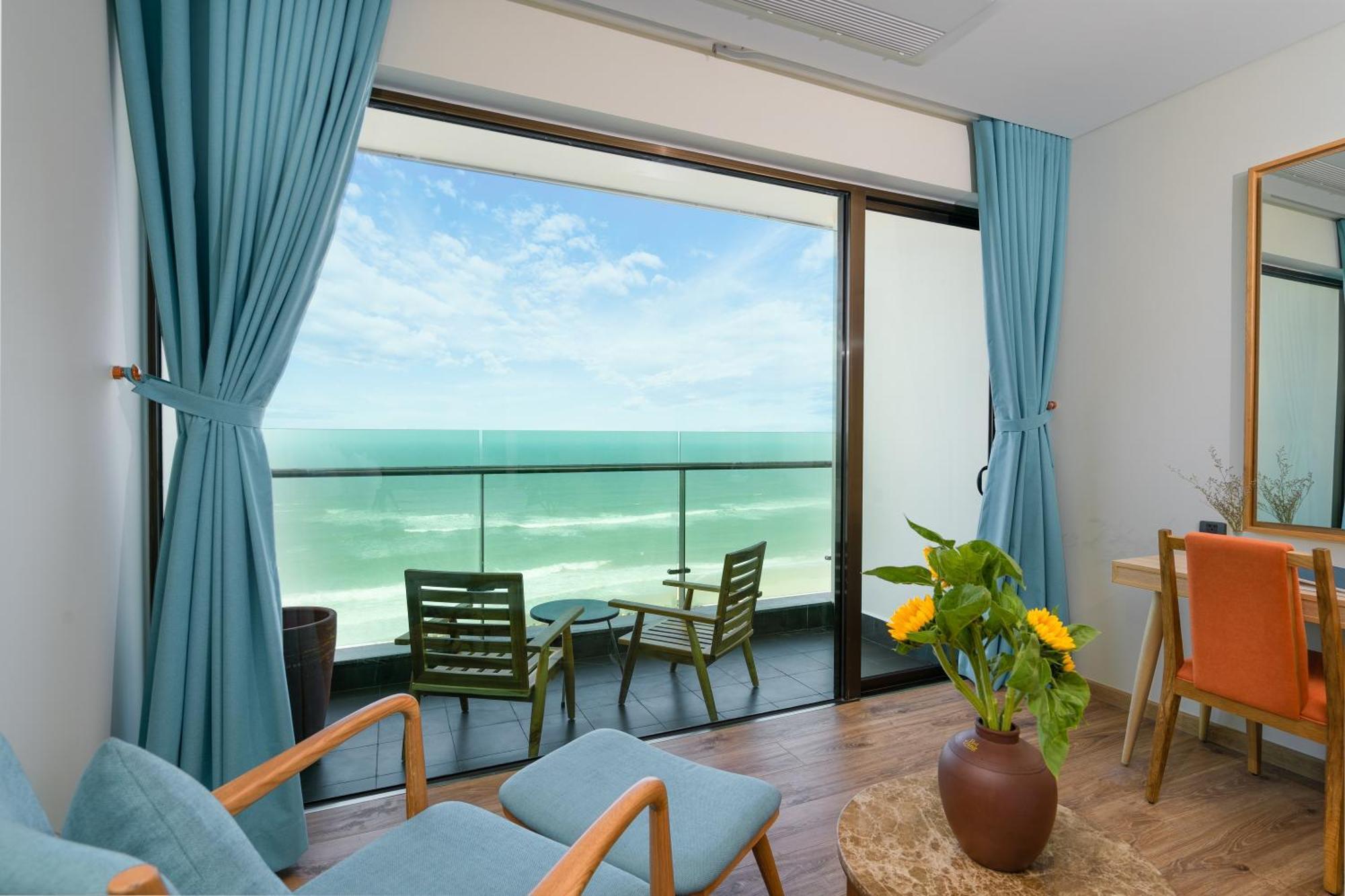 Sala Grand Tuyhoa Hotel Tuy Hoa Pokoj fotografie